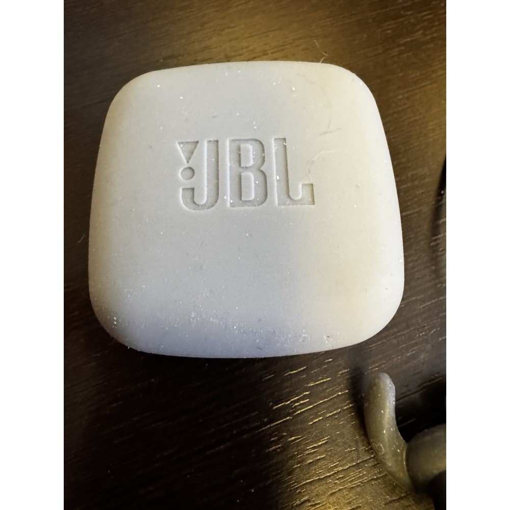 JBL REFLECT MINI 2, Lightweight Wireless Sport Headphones Lime Green Used 1x A8